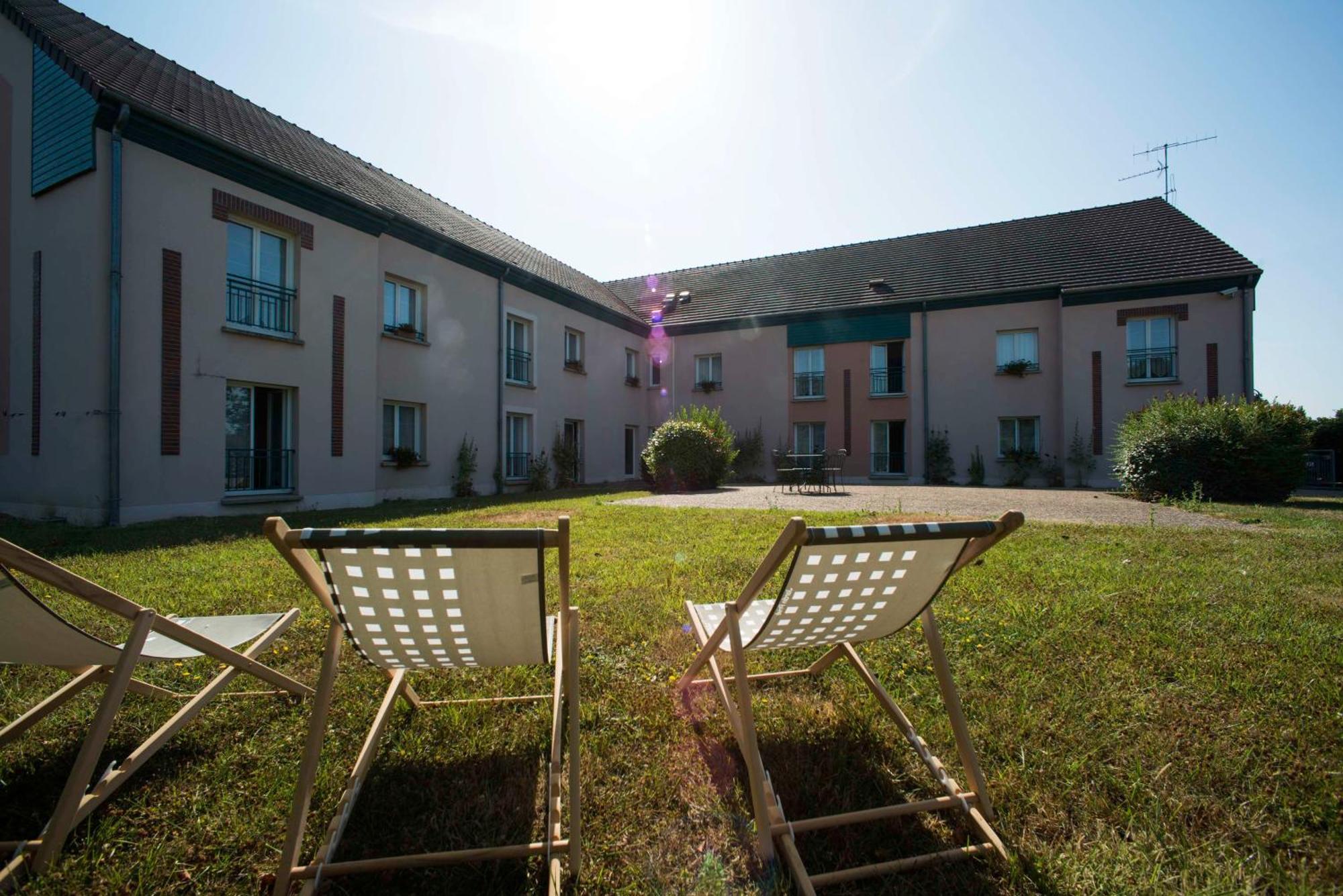Brit Hotel Du Perche نوجان-لو-روترو المظهر الخارجي الصورة